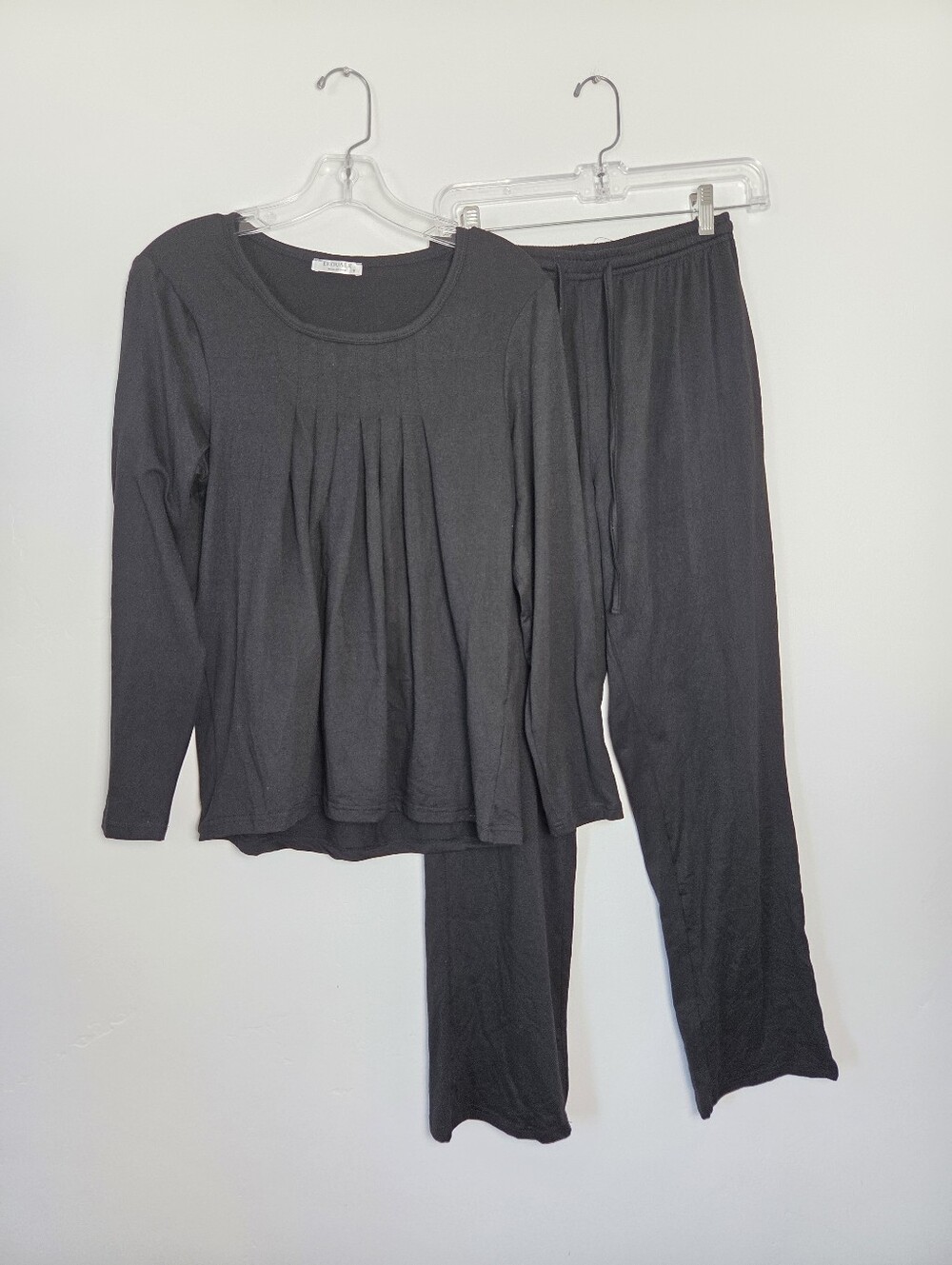 Ekouaer Black Pajama Set Long Sleeve Top Pull On Pants Comfy Loungewear Small